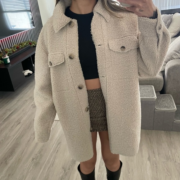 Comfy beige teddy jacket - Picture 3 of 6